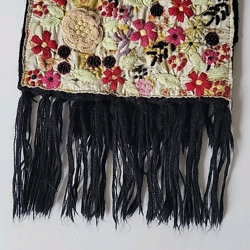 Vintage Wet Seal Fringed Scarf Black Knit Embroidered Flowers Beaded Chic Hippie - Picture 6 of 11